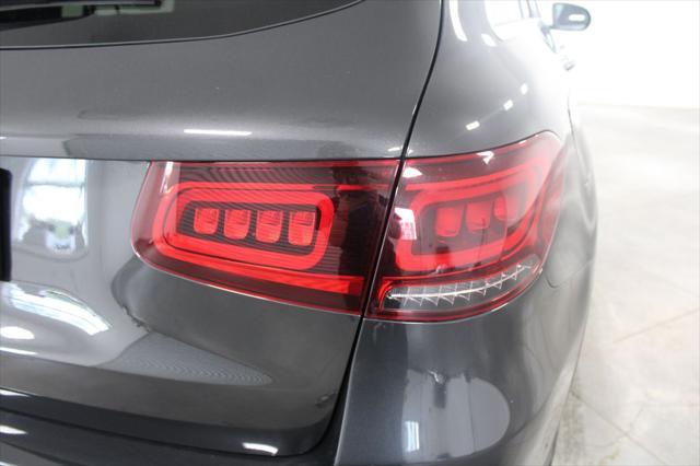 Photo of 2022 Graphite Gray Metallic Mercedes-Benz GLC 300