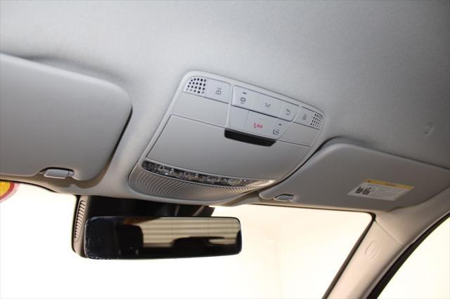 Photo of 2022 Graphite Gray Metallic Mercedes-Benz GLC 300