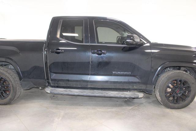 Photo of 2022 Midnight Black Metallic Toyota Tundra