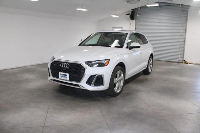 Photo of 2022 Ibis White Audi Q5