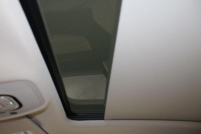 Photo of 2022 Ibis White Audi Q5