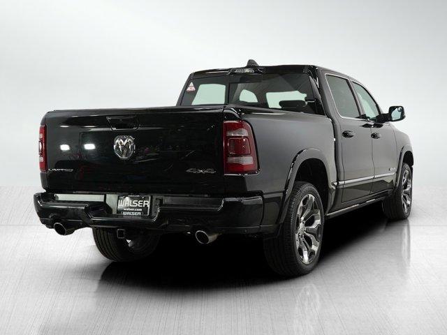 Photo of 2023 Diamond Black Crystal Pearlcoat RAM 1500