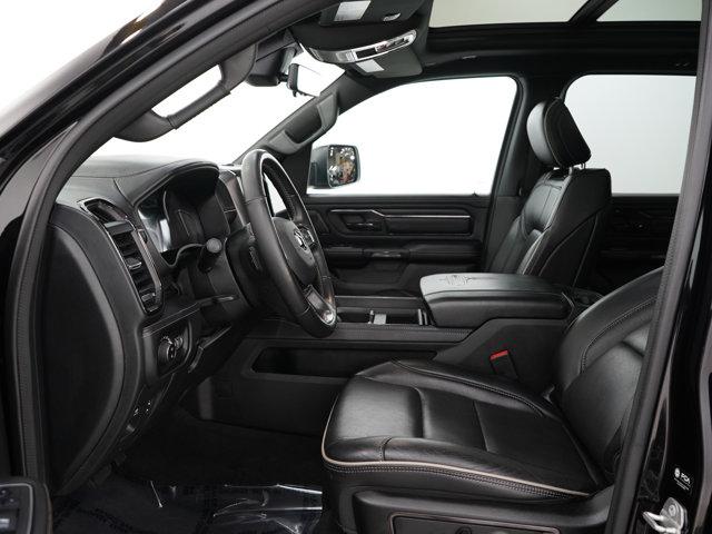 Photo of 2023 Diamond Black Crystal Pearlcoat RAM 1500