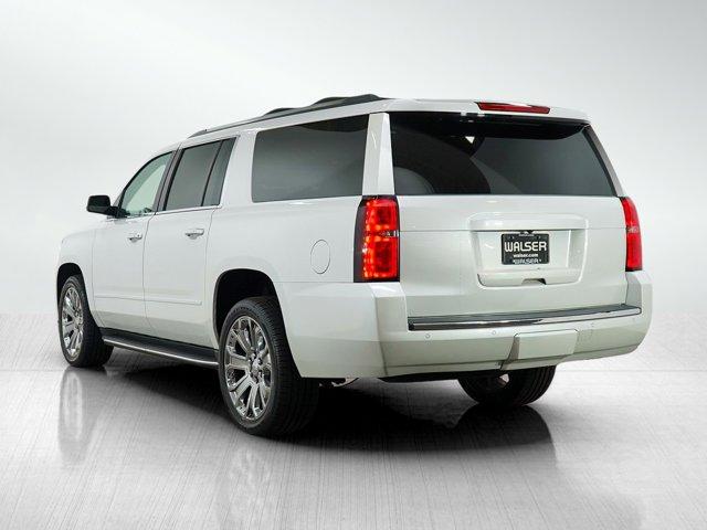 Photo of 2017 Iridescent Pearl Tricoat Chevrolet Suburban