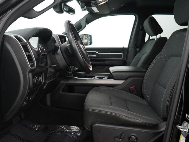 Photo of 2022 Diamond Black Crystal Pearlcoat RAM 1500