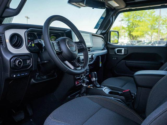 Photo of 2025 Anvil Clear Coat Jeep Wrangler 4xe