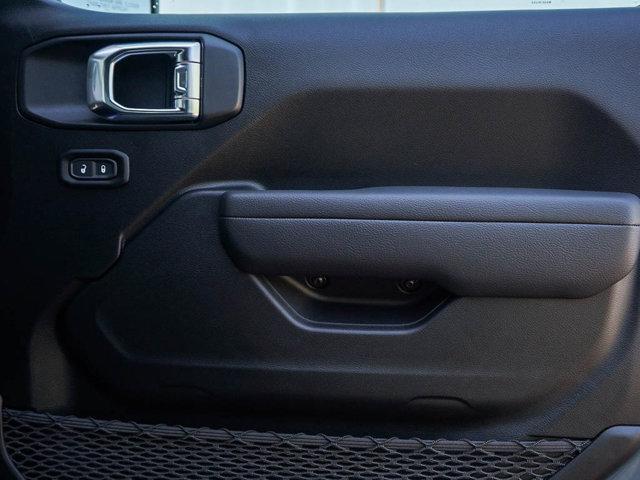 Photo of 2025 Anvil Clear Coat Jeep Wrangler 4xe