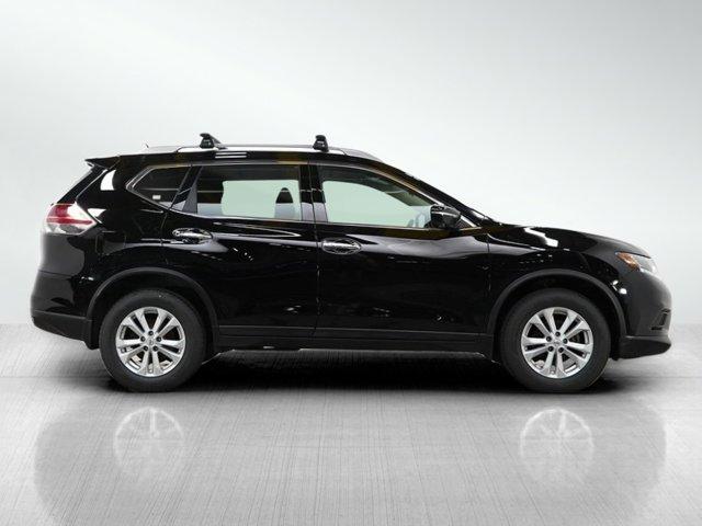 Photo of 2014 Super Black Nissan Rogue