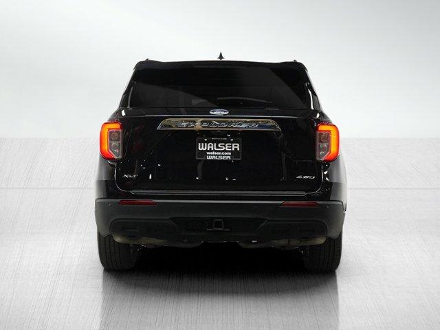 Photo of 2021 Black Ford Explorer