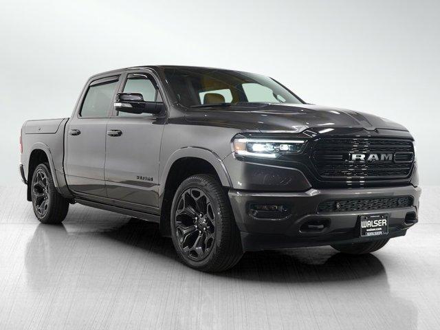 Photo of 2022 Granite Crystal Metallic Clearcoat RAM 1500