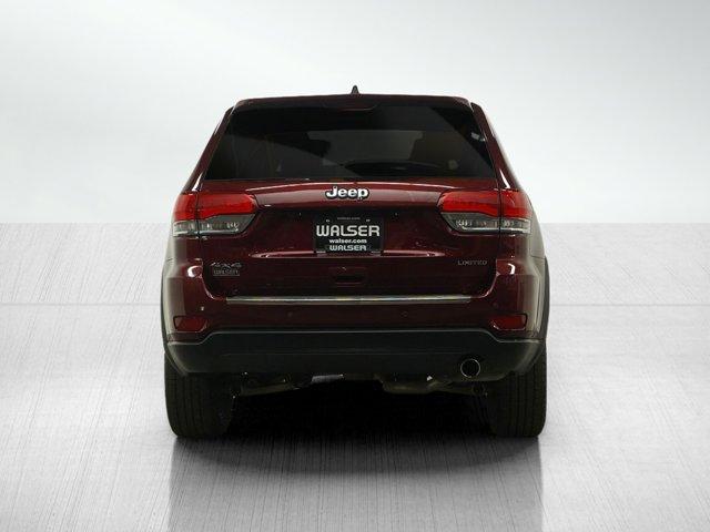 Photo of 2018 Velvet Red Pearlcoat Jeep Grand Cherokee