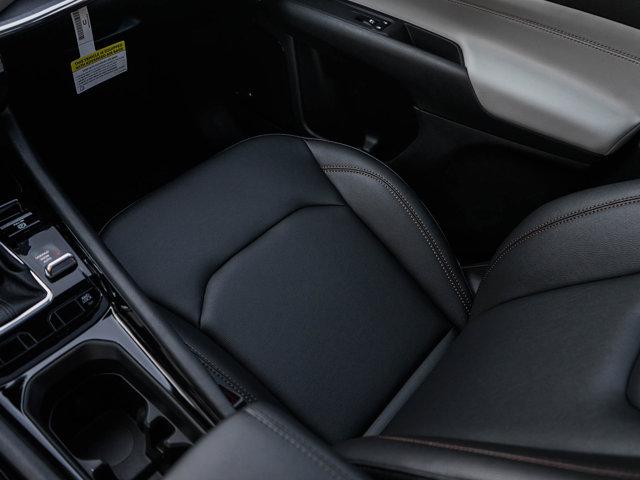 Photo of 2025 Bright White Clearcoat Jeep Compass