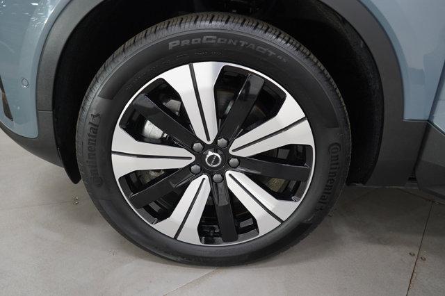 Photo of 2023 Thunder Gray Metallic Volvo C40 Recharge Pure Electric