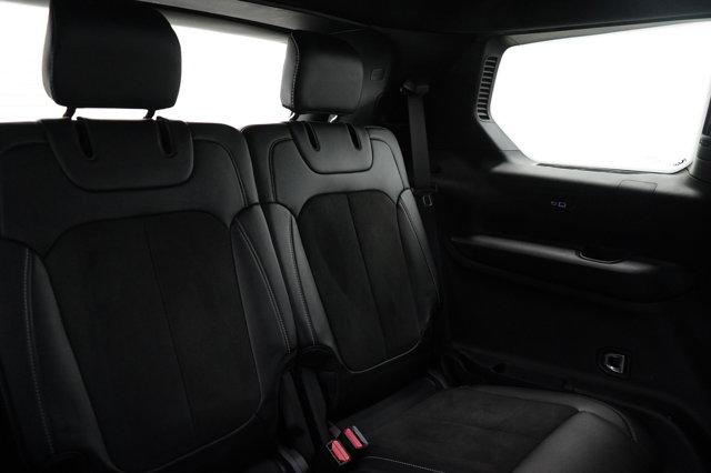 Photo of 2023 Baltic Gray Metallic Clearcoat Jeep Grand Cherokee L