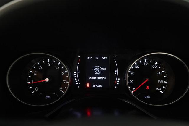 Photo of 2019 Granite Crystal Metallic Clearcoat Jeep Compass