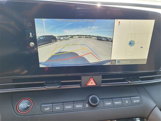 Photo of 2025 Black Hyundai ELANTRA