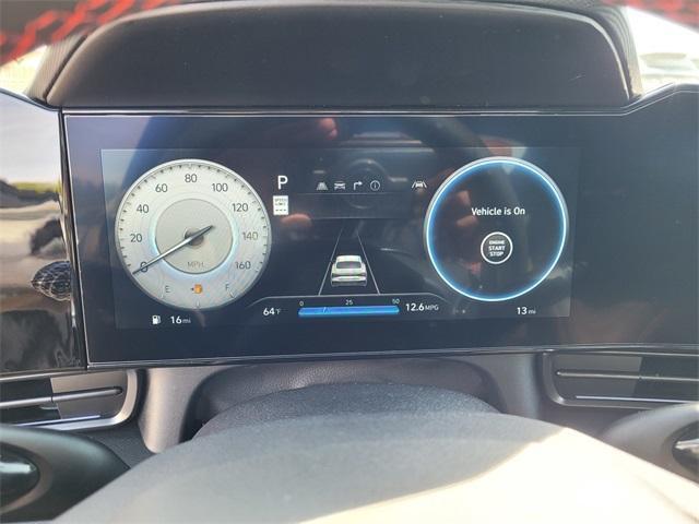 Photo of 2025 Black Hyundai ELANTRA