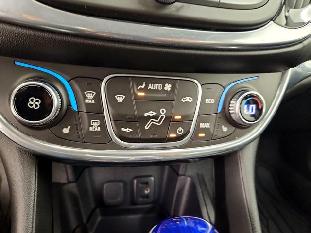Photo of 2017 Silver Chevrolet Volt