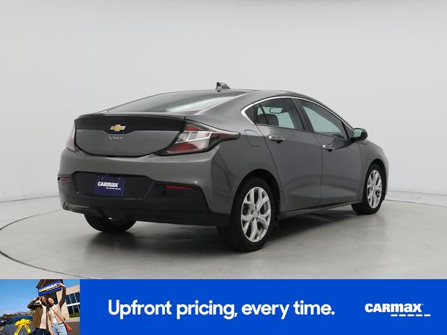 Photo of 2017 Silver Chevrolet Volt