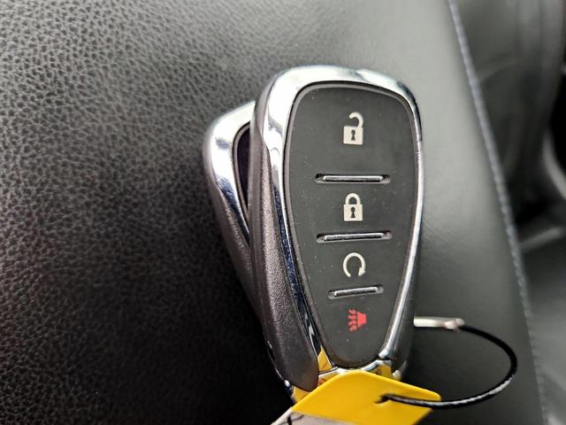 Photo of 2017 Silver Chevrolet Volt