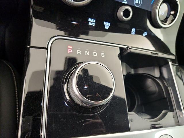 Photo of 2020 Black Land Rover Range Rover Velar