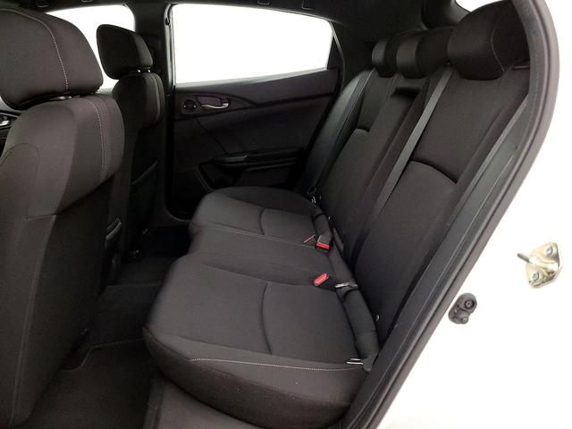 Photo of 2021 White Honda Civic
