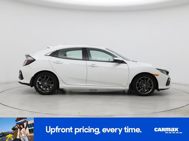 Photo of 2021 White Honda Civic