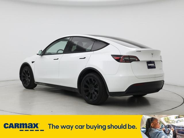 Photo of 2022 White Tesla Model Y