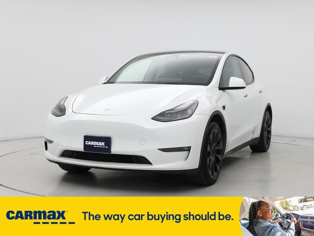 Photo of 2022 White Tesla Model Y