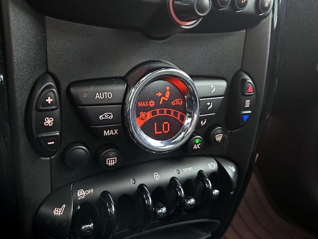 Photo of 2014 Black MINI Countryman