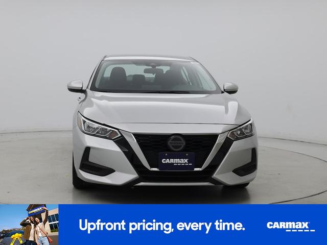 Photo of 2023 Silver Nissan Sentra