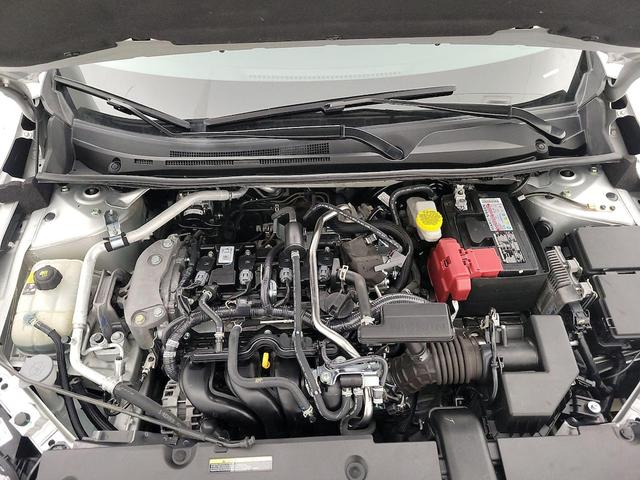 Photo of 2023 Silver Nissan Sentra