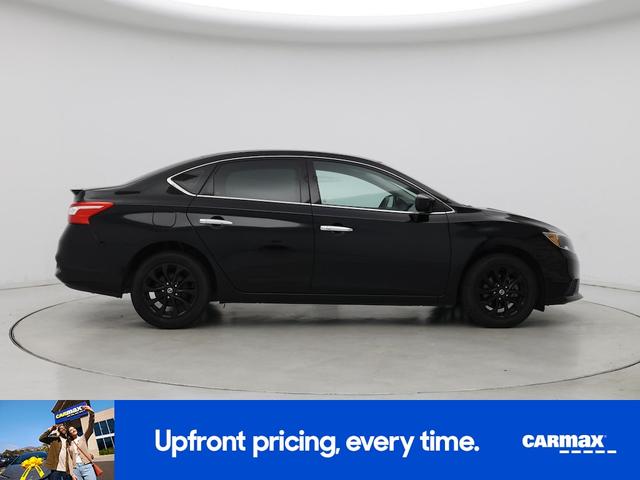 Photo of 2018 Black Nissan Sentra