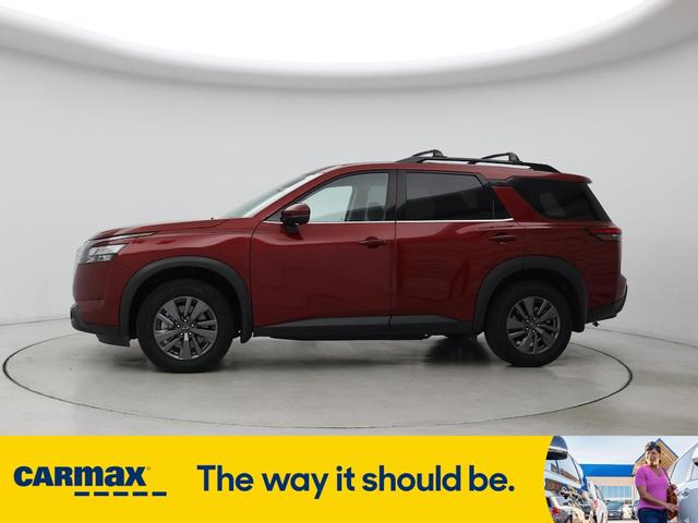 Photo of 2023 Red Nissan Pathfinder