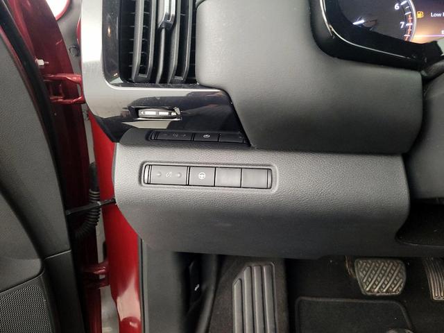 Photo of 2023 Red Nissan Pathfinder