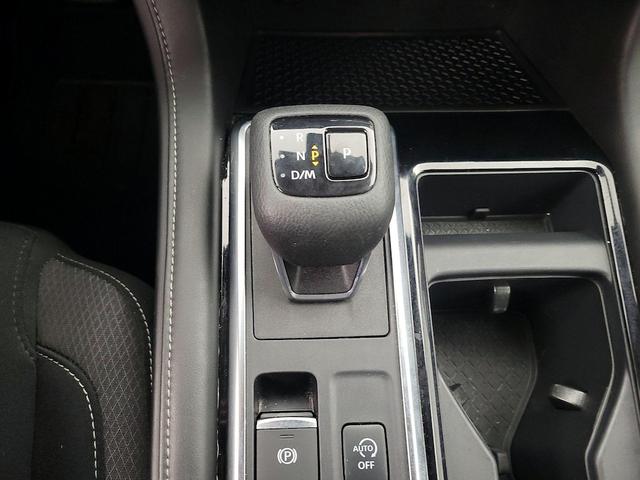 Photo of 2023 Red Nissan Pathfinder