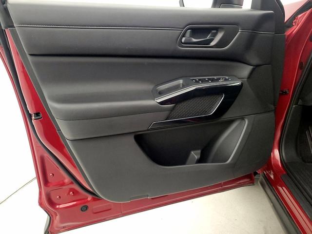 Photo of 2023 Red Nissan Pathfinder