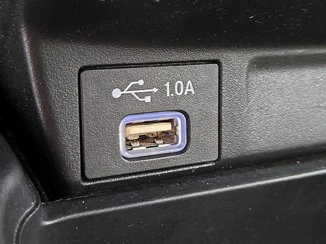 Photo of 2020 White Honda CR-V