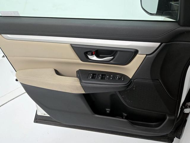 Photo of 2020 White Honda CR-V