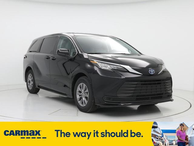 2023 Toyota Sienna