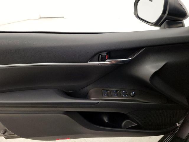 Photo of 2023 Gray Toyota Camry