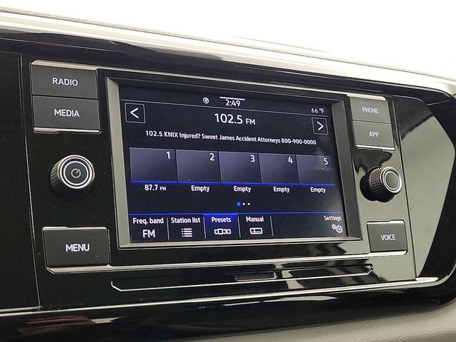 Photo of 2023 White Volkswagen Taos
