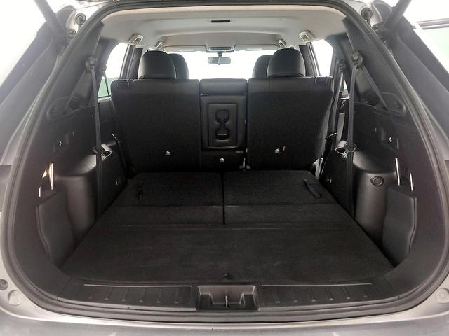 Photo of 2022 Silver Mitsubishi Outlander