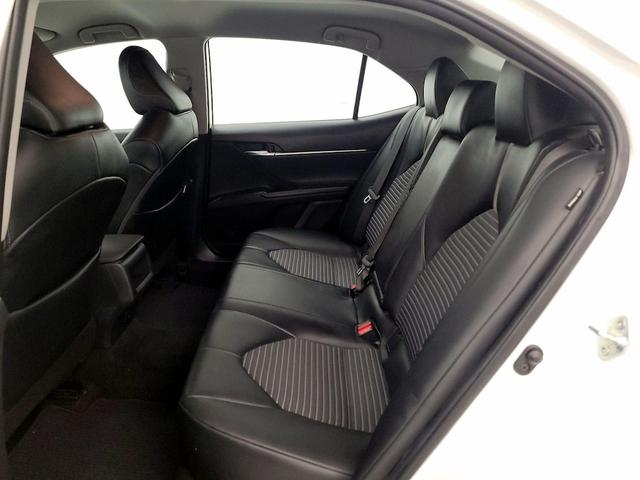 Photo of 2022 White Toyota Camry