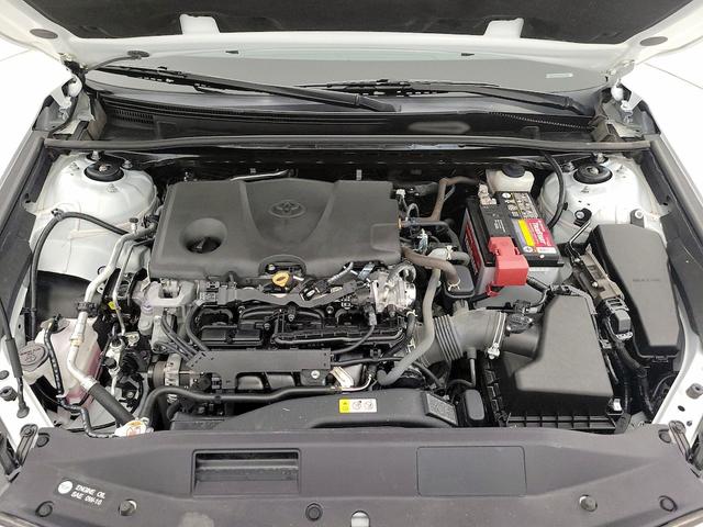 Photo of 2022 White Toyota Camry