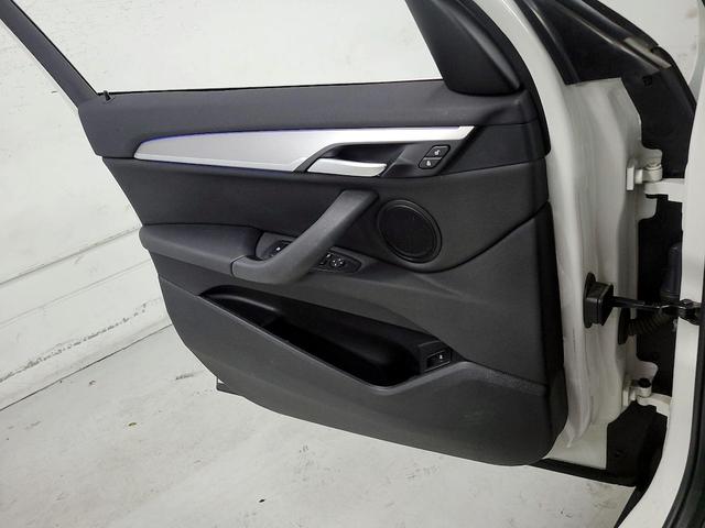 Photo of 2021 White BMW X1