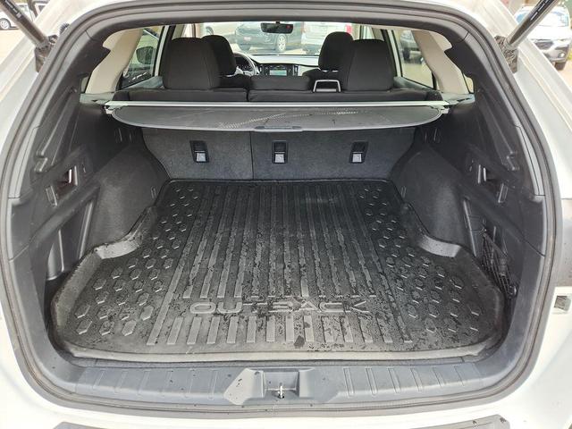 Photo of 2025 Crystal White Pearl Subaru Outback