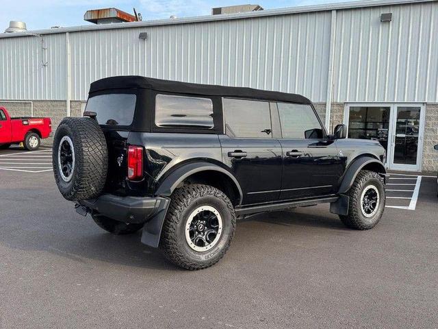 Photo of 2022 Shadow Black Ford Bronco