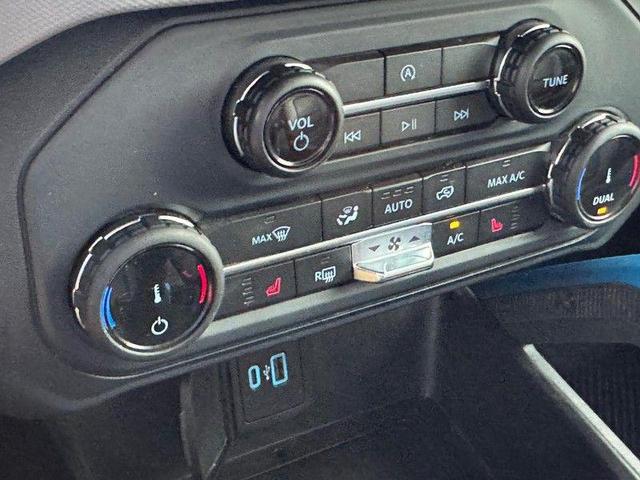 Photo of 2022 Shadow Black Ford Bronco