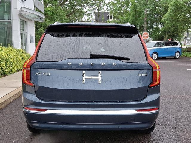 Photo of 2025 Denim Blue Metallic Volvo XC90